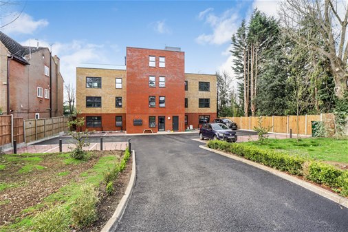 Milton Road, Harpenden, AL5 5LE